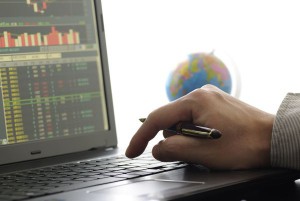 trader_computer_trading_Shutterstock